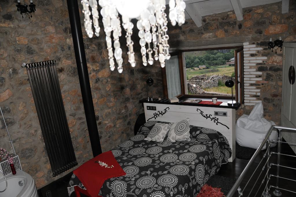 Casas Rurales Entre Babia Y La Luna Villafeliz Exteriér fotografie