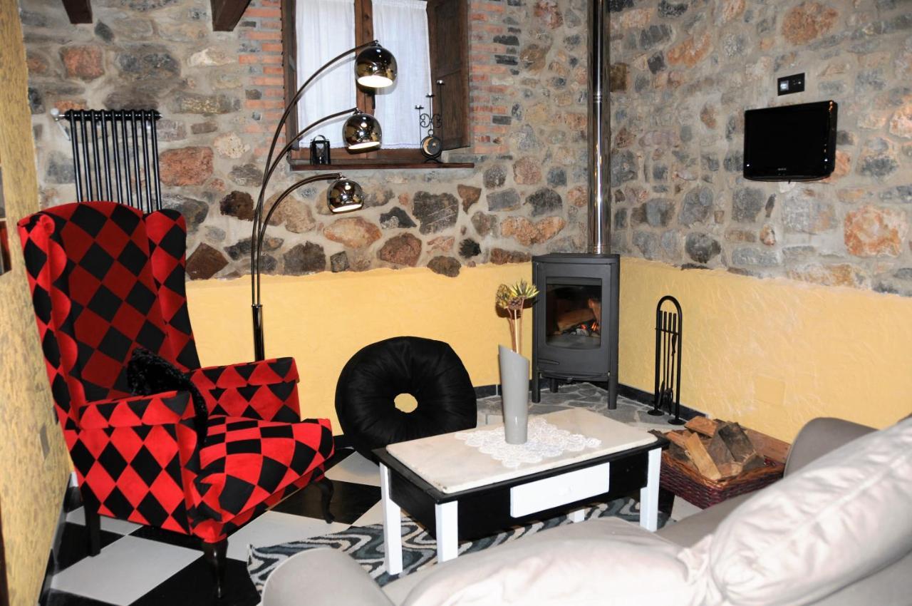 Casas Rurales Entre Babia Y La Luna Villafeliz Exteriér fotografie